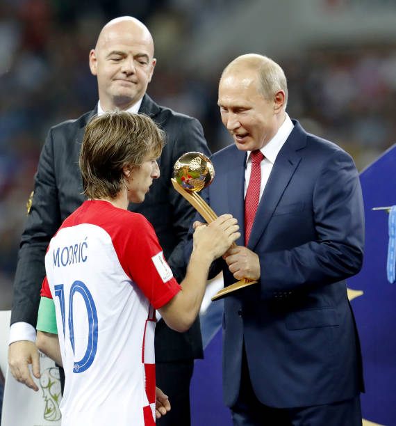 精彩绝伦的 精彩绝伦的