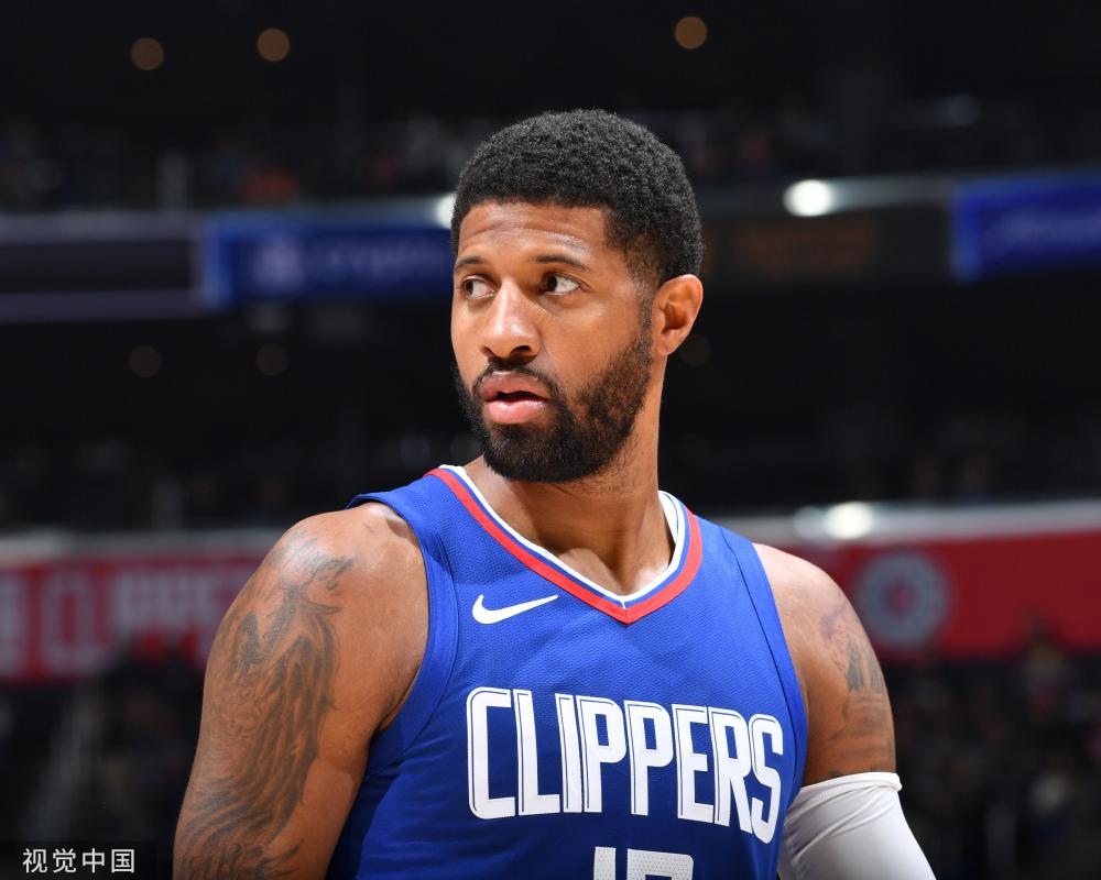 其在球场上 其在球场上